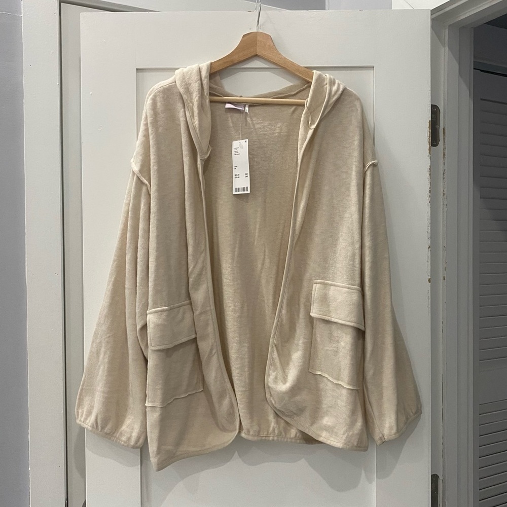 URBAN OUTFITTERS Beige Fleece Cardigan